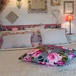 White Villa * Epanomí