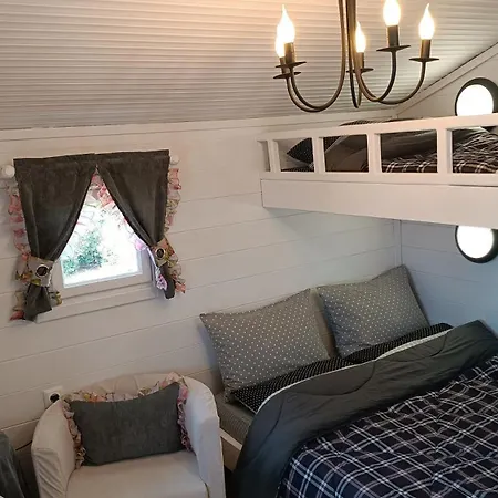 Vintage By The Sea Holiday home