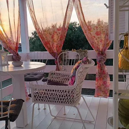 Vintage By The Sea Tatil Evi