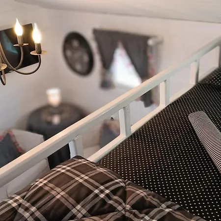 Feriehus White Villa *